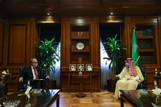 وزير الدولة السعودي للشؤون الخارجية يبحث العلاقات الثنائية مع سفير ألمانيا
