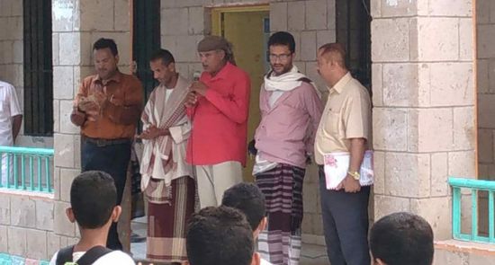 بأول أيامها.. "انتقالي الحوطة" يرصد انتظام الدراسة