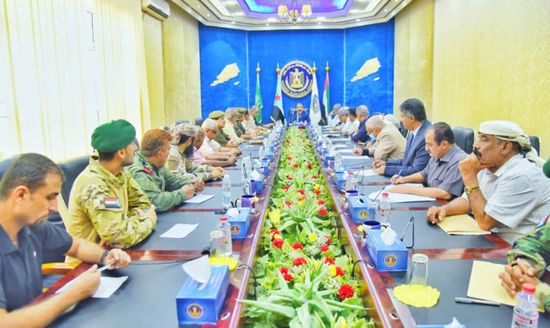 "رئاسة الانتقالي" توجه القيادة العسكرية بضبط النفس