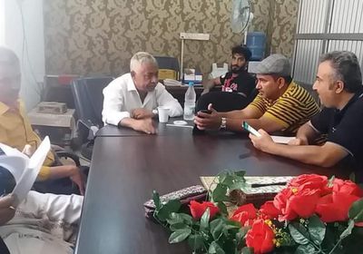 صيانة غرف تفتيش الصرف الصحي بشارع السيلة