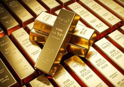 هبوط الدولار يدفع الذهب للصعود لأعلى مستوى في أسبوعين