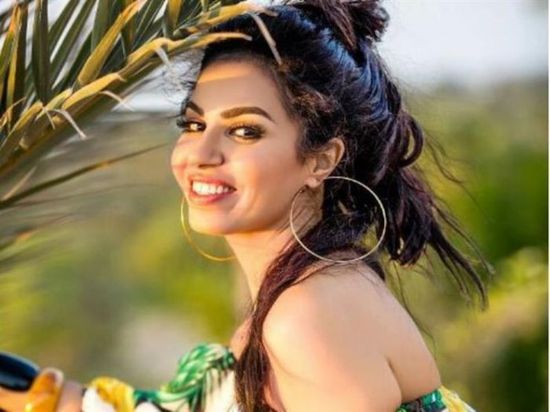 على الشاطئ.. نسرين أمين تشارك جمهورها بفيديو جديد