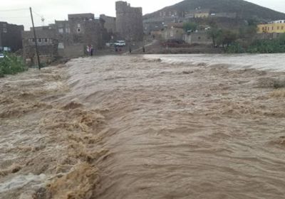 غريقان في سيول عزلة الأخمور بتعز