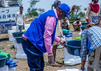 توزيع 3600 حقيبة نظافة في 24 موقع نزوح