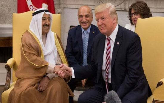  ترامب يمنح أمير الكويت وسام الاستحقاق العسكري