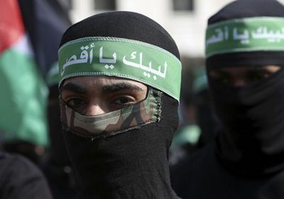 إعلامي سعودي يُهاجم حركة حماس.. لهذه الأسباب