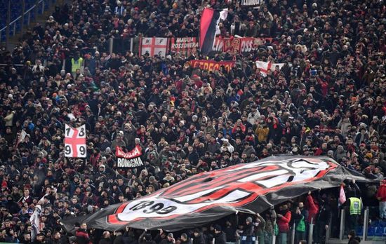 الحكومة الإيطالية تسمح بالعودة الجزئية للجماهير مع بدء الموسم الجديد