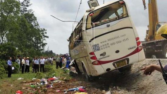 مقتل 15 شخصًا إثر سقوط حافلة ركاب في نهر بنيجيريا  