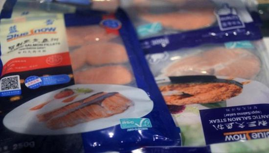 الصين ترصد فيروس كورونا بأحد أطعمة الأسماك المستوردة