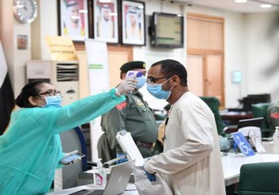 الإمارات تسجل 674 إصابة جديدة بفيروس كورونا