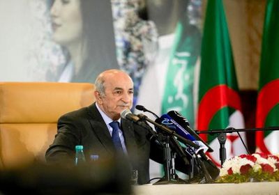الرئيس الجزائري يدعو لفتح فروع للبنوك في أوروبا وأفريقيا