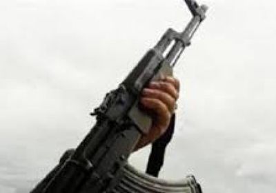 سرقة بالإكراه وسط حشود المواطنين في إب