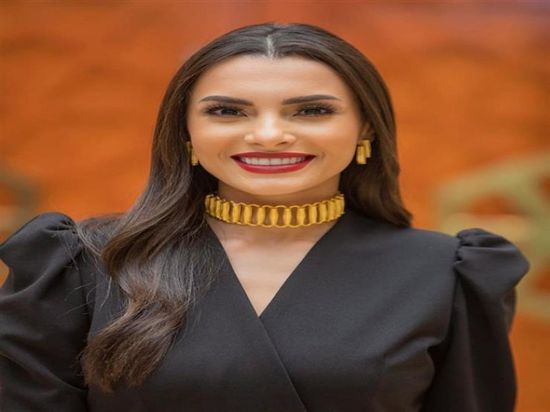 كارمن سليمان تغني "طريقي للنجوم" من فيلم نتفليكس "فوق القمر"