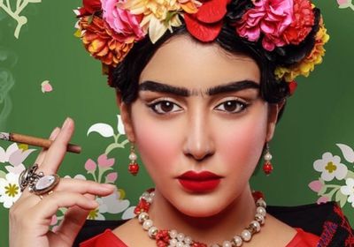 جيهان خليل تقلد رسامة مكسيكية شهيرة في آخر جلسة تصوير (صور)