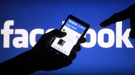 فيسبوك تؤكد إيقافها لحسابات أكثر من 200 ناشط سياسي
