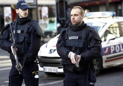  الشرطة الفرنسية تعتقل 5 مشتبهين في هجوم شارلي إيبيدو