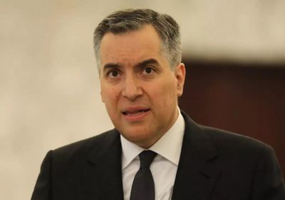  رئيس الوزراء اللبناني المكلف مصطفى أديب يتنحى عن منصبه
