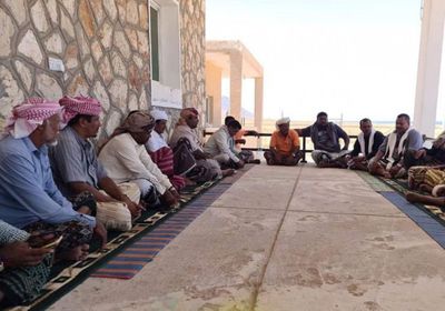 اجتماع بسقطرى لمناقشة المشاريع التنموية بالمحافظة