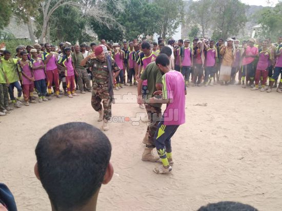 فقرات ترفيهية للجنود بمعسكر 7 أكتوبر بعد التدريب (صور)