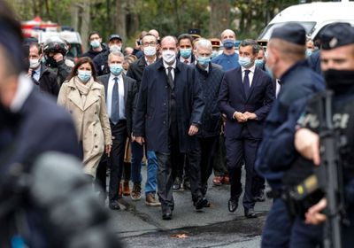 تعليقًا على حادث "شارلي إيبدو".. فرنسا: نواجه حربًا ضد الإرهاب  