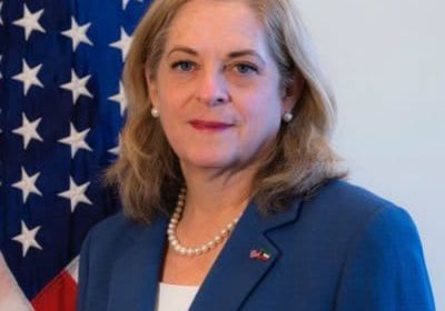 سفيرة أمريكا بالكويت نتعي الشيخ الصباح.. وهذا ما تمنته للأمير الجديد