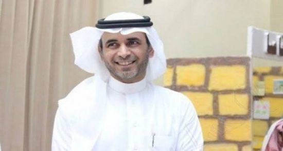 لأول مرة في تاريخ الخليج.. "المبارك" يسخر من إعلام قطر بمصور "خيال المآتة"