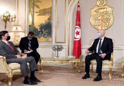 الرئيس التونسي يبحث مع وزير الدفاع الأمريكي العلاقات الثنائية بين البلدين 