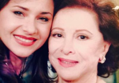 من 20 سنة.. نيللي كريم تستعيد ذكرياتها مع فاتن حمامة في كواليس "وجه القمر"