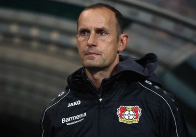 مدرب أوجسبورج يغيب عن مواجهة فولفسبورج