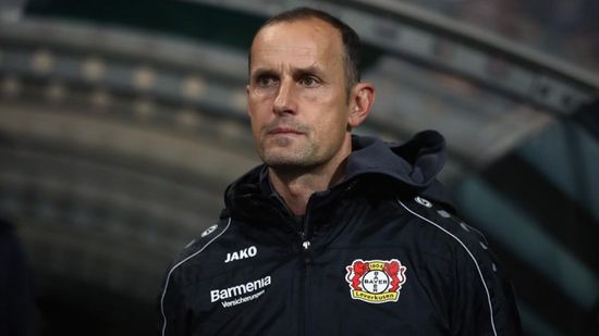 مدرب أوجسبورج يغيب عن مواجهة فولفسبورج