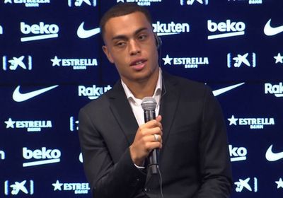 ديست: داني ألفيس قدوتي.. وقلبي وراء انضمامي لبرشلونة