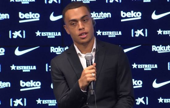 ديست: داني ألفيس قدوتي.. وقلبي وراء انضمامي لبرشلونة