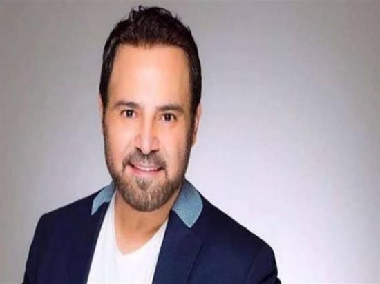 عاصي الحلاني يسافر القاهرة للمشاركة في احتفالات نصر أكتوبر 