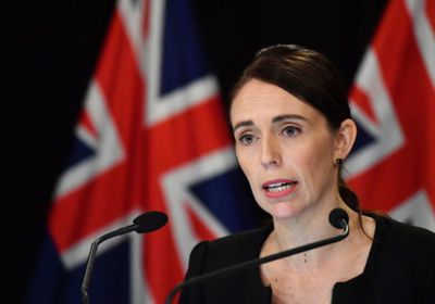 رئيسة وزراء نيوزيلندا تشارك في التصويت بالانتخابات العامة