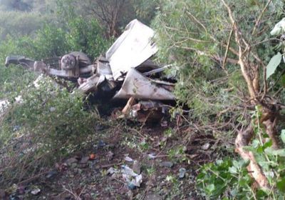 مصرع أسرة كاملة بحادث مروع في تعز