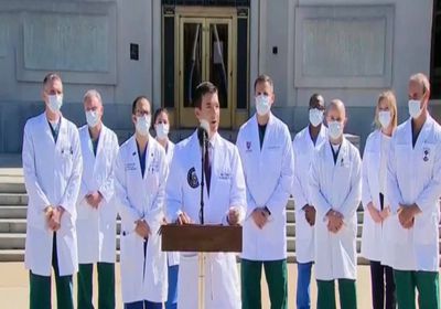  الفريق الطبي: ترامب لا يستخدم التنفس الصناعي ولم ترتفع حرارته