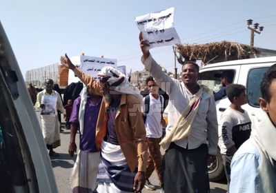 احتجاجات للمطالبة بالقصاص لطفل أبين المُغتصب (صور)