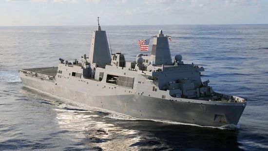 لأول مرة منذ 40 عاما.. واشنطن ترسل سفينة حربية إلى اليونان