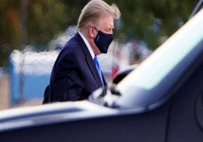  اللقطات الأولى لخروج ترامب من المشفى (فيديو)