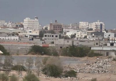 ضربات مكثفة لتمركزات حوثية اعتدت على سكان الحديدة