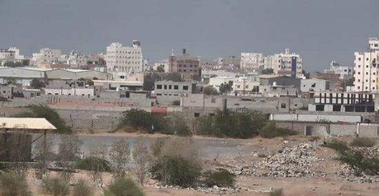 ضربات مكثفة لتمركزات حوثية اعتدت على سكان الحديدة
