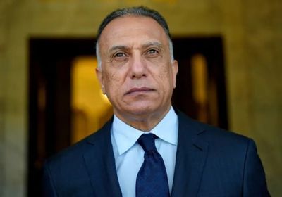 إعلامي: الكاظمي أصبح أمام خيارين بسبب الأزمة المالية بالعراق