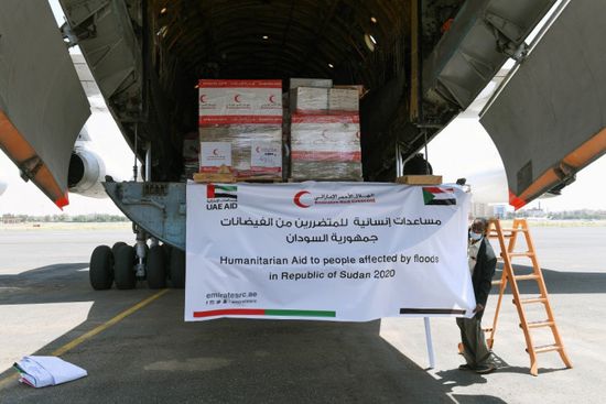 100 طن مواد اغاثة عاجلة من الإمارات للسودان