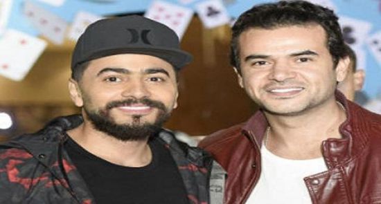 بالفيديو.. ساموزين يوجه رسالة حب لـ تامر حسني