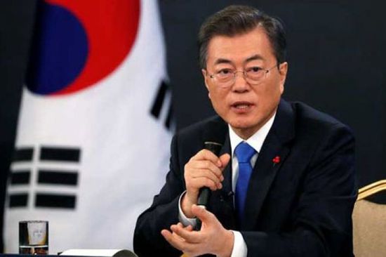  الرئيس الكوري الجنوبي ونظيره الأوزبكستاني يبحثان عملية السلام الكورية 
