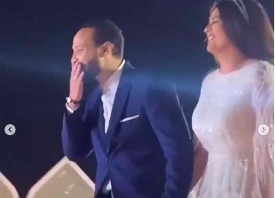 أحمد خالد صالح وهنادي مهنا يفاجآن جمهورهما بعقد قرانهما (صور)