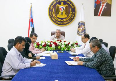 "خلية الأزمات" تبحث تداعيات ظاهرة تدفق النازحين