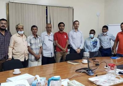 "الصليب الأحمر" يبحث دعم المستشفيات الميدانية شمال الضالع