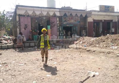 بمرحلته الثالثة.. استئناف مشروع الرصف الحجري في ردفان 