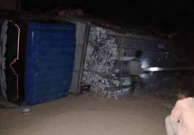 حادث يوقف الحركة المرورية بطريق هيجة العبد